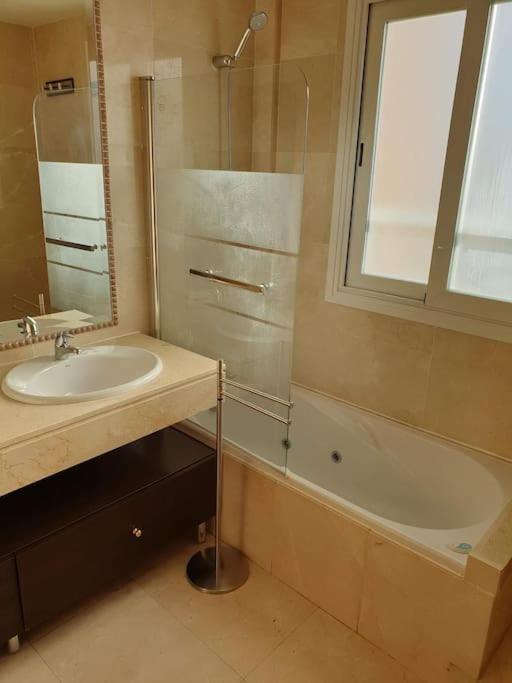 Chalet Ifema 5 Habitaciones 4 Banos, Parking Free Мадрид Екстер'єр фото